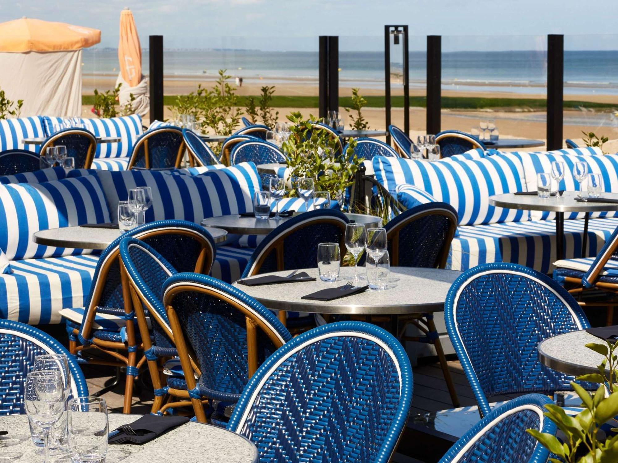 Le Grand Hotel De Cabourg - Mgallery Collection Eksteriør billede