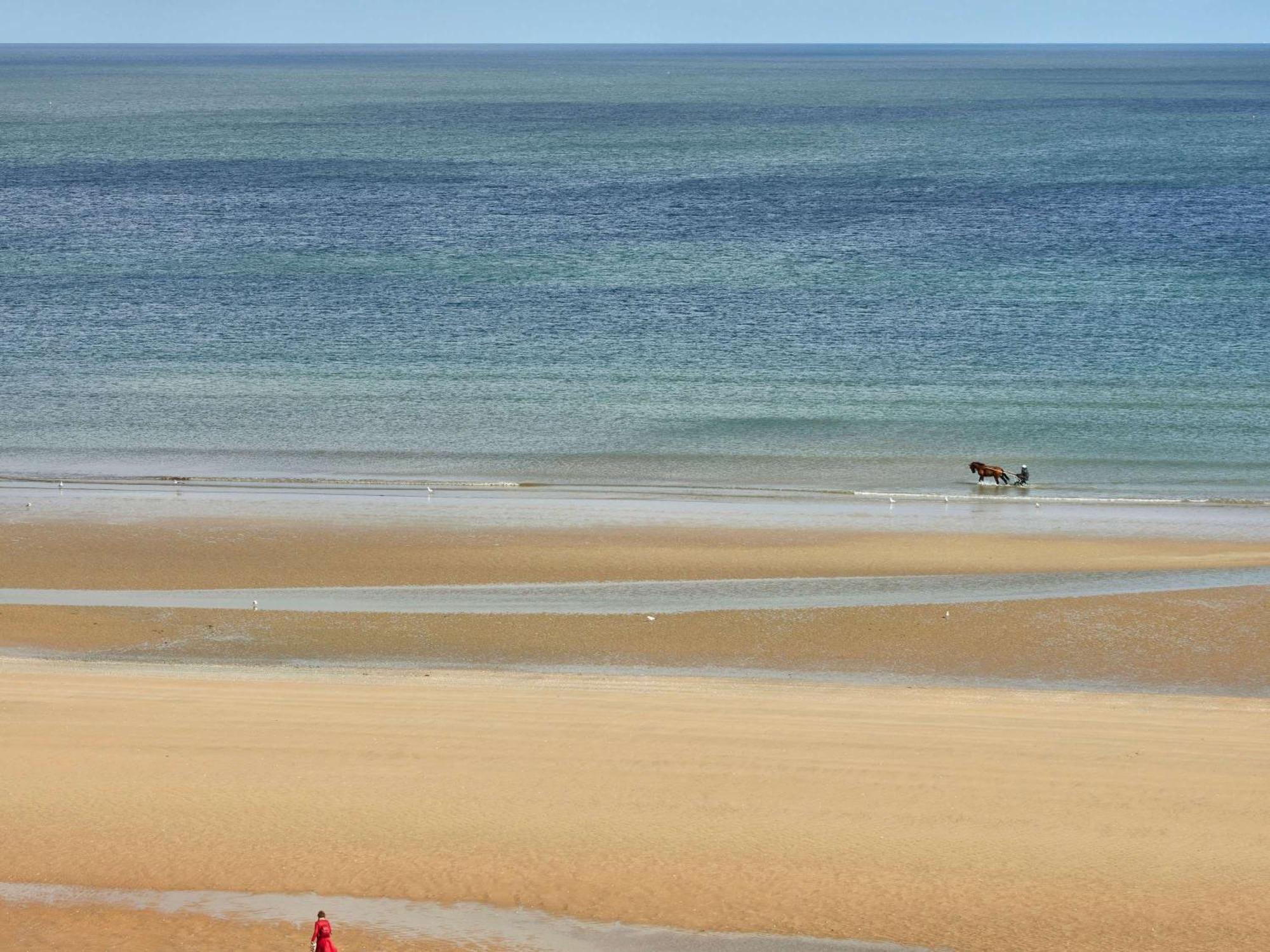 Le Grand Hotel De Cabourg - Mgallery Collection Eksteriør billede
