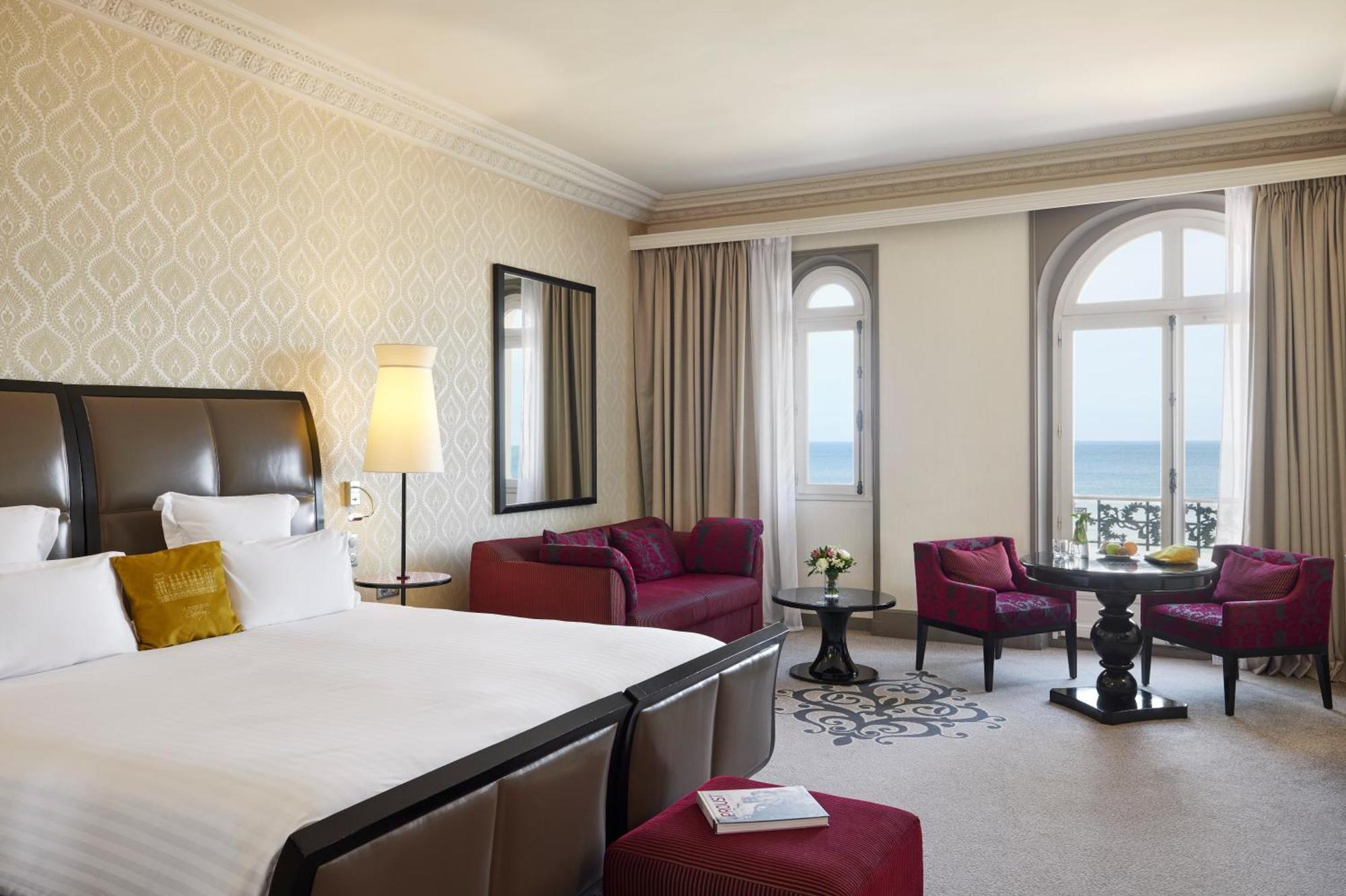 Le Grand Hotel De Cabourg - Mgallery Collection Eksteriør billede