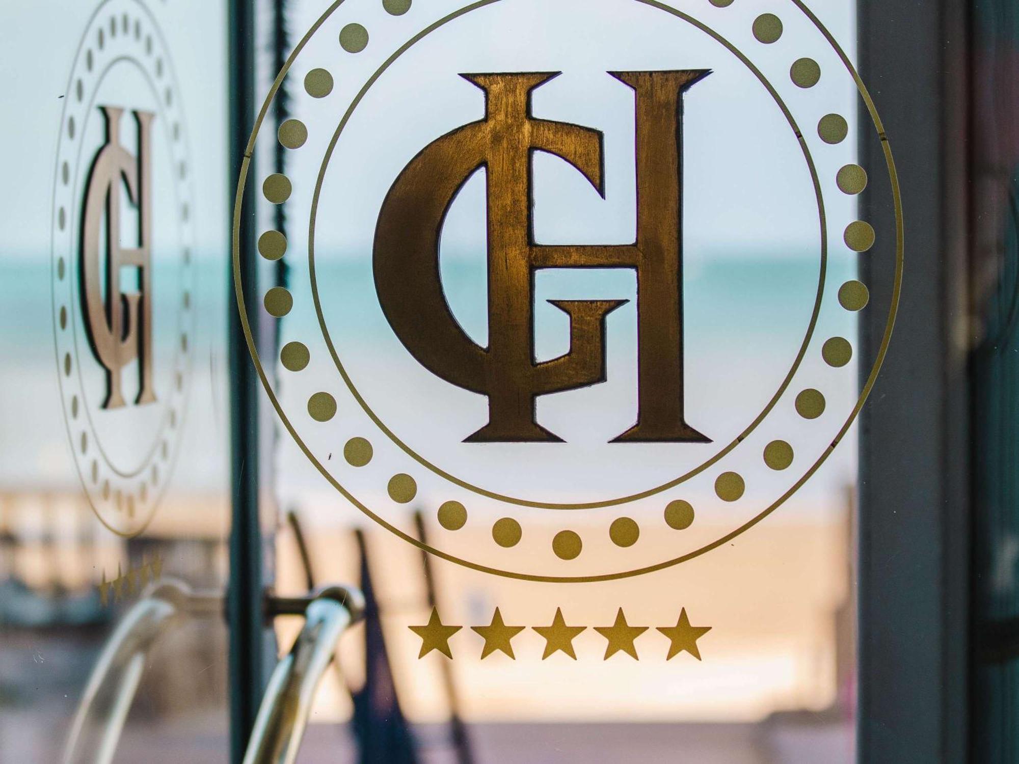 Le Grand Hotel De Cabourg - Mgallery Collection Eksteriør billede