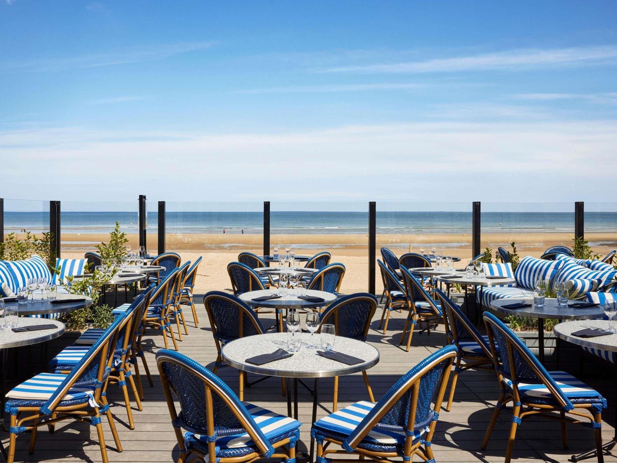 Le Grand Hotel De Cabourg - Mgallery Collection Eksteriør billede