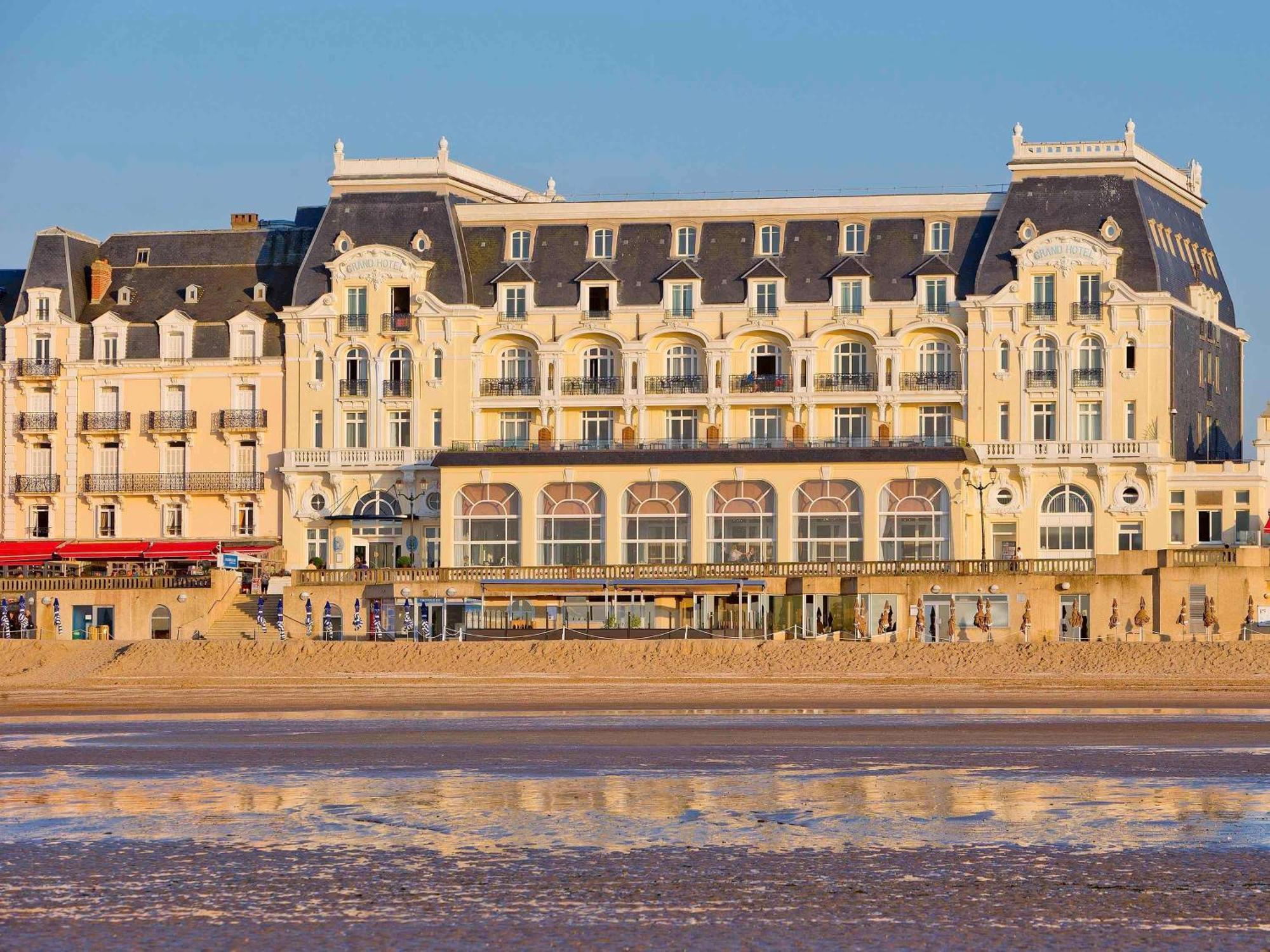 Le Grand Hotel De Cabourg - Mgallery Collection Eksteriør billede